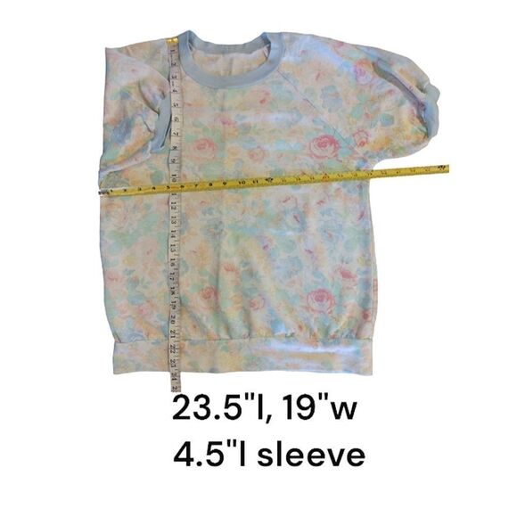 VTG 80s White Blue Floral Short Sleeve Pullover Sweatshirt *Fits like Medium - Picture 9 of 9
